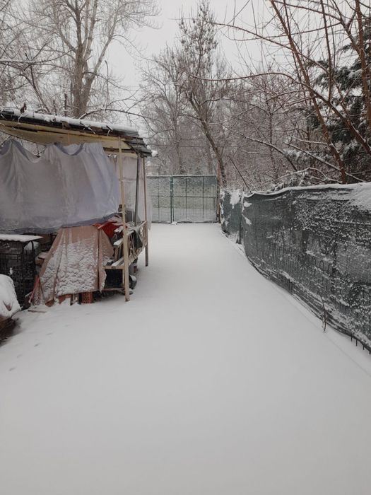 Chorvoqda 1 xonali uy sotiladi