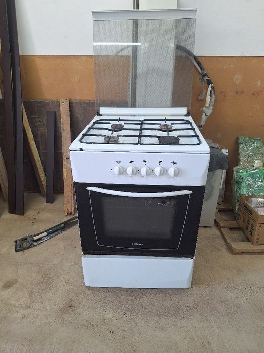 Продам газовую плиту Норд
