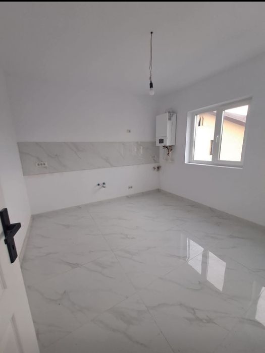 Casa cu etaj , Lidl Bucium