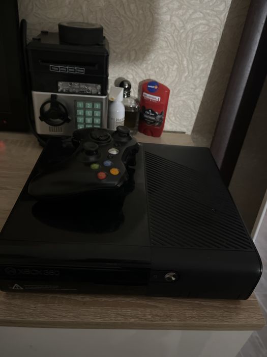 X box 360 e приставка