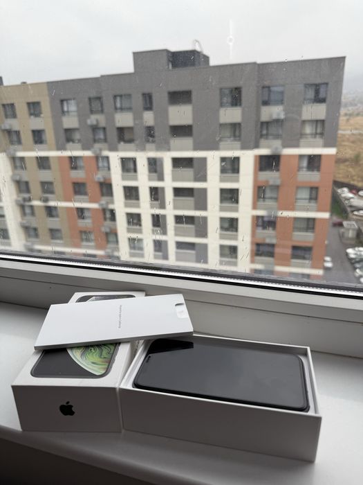 Айфон 10 X. Айфон 10 б/у.