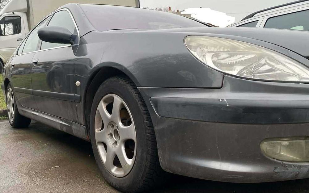Продавам Peugeot 607