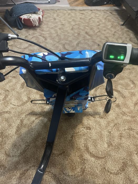 Tricicleta electrica sky rider cu 3 viteze viteza maxima 25 km