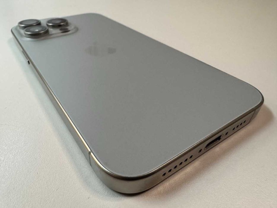  Apple / iPhone 15 Pro Max / 512 Gb / Natural Titanium