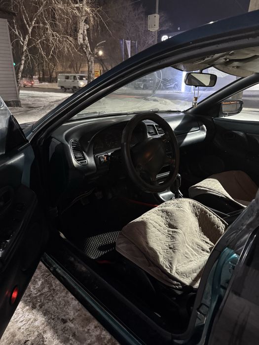 Мазда 323f  1996 год