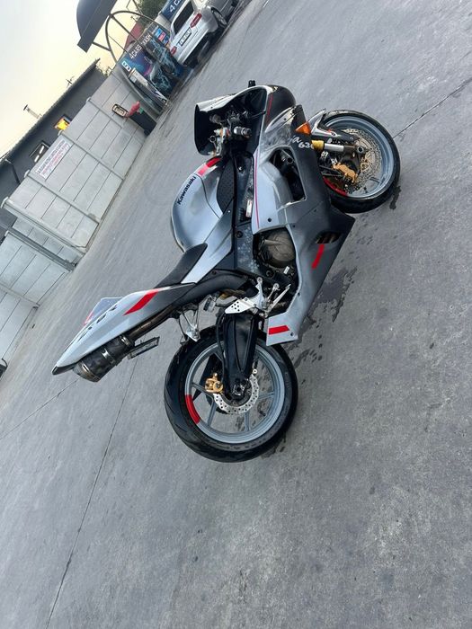 Kawasaki Ninja ZX6-R 636 2005