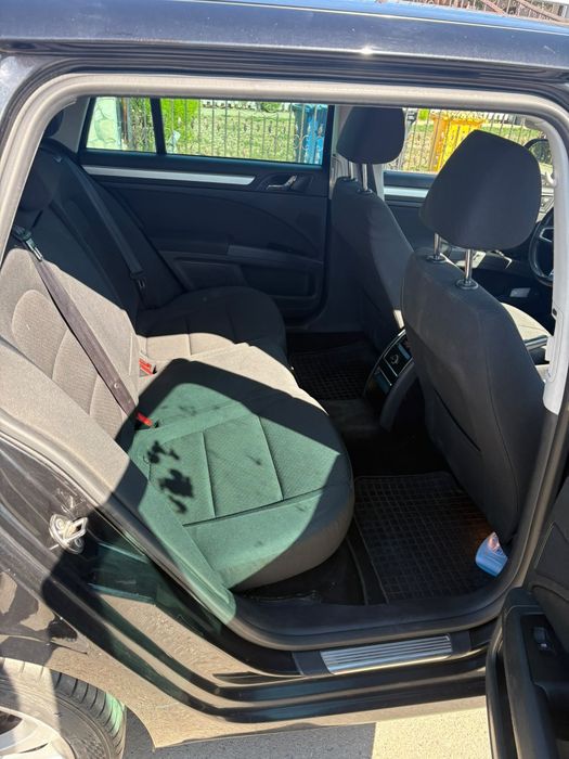 Skoda Superb Combi 2.0 TDI, 140CP, cutie automata DSG
