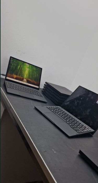 Ultima Dell 7285 i7 gen 7 16gb ram baterie rea Touch-Screen 2 in 1