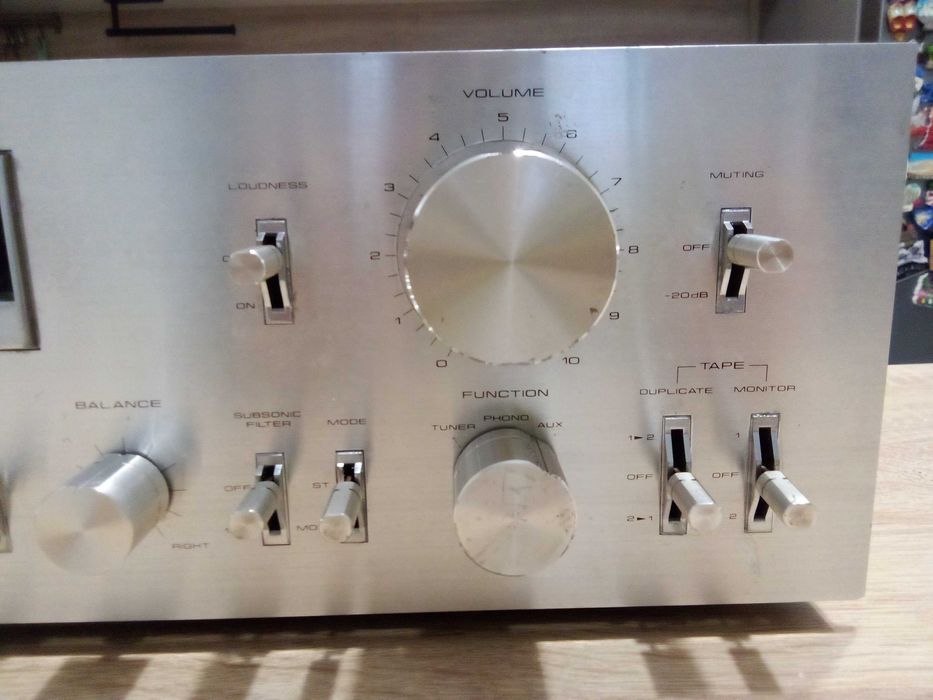 Усилвател Pioneer SA 708