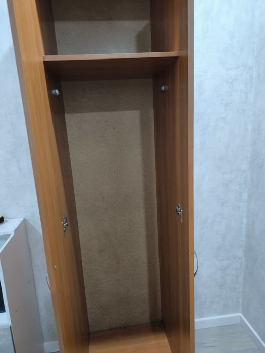 Продам два шкафа