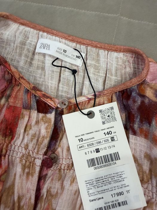 Zara новое платье и джинсы
