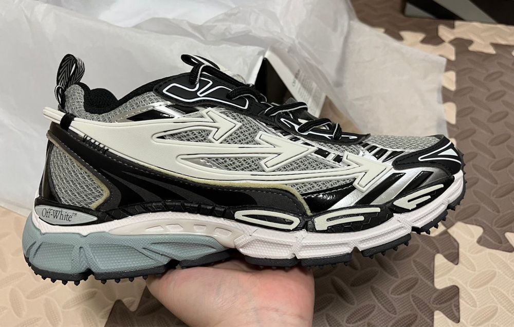 Off white be right back sneakers