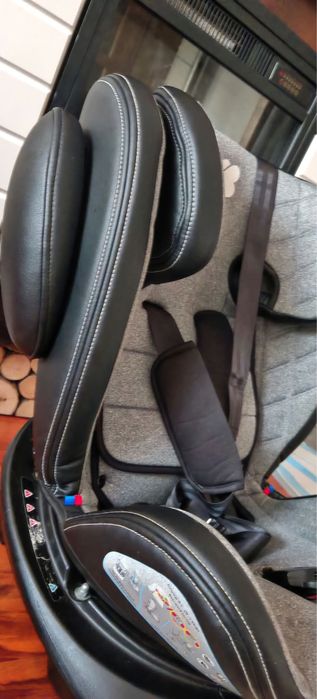 Scaun auto copii KikkaBoo ISOFIX, gri-negru