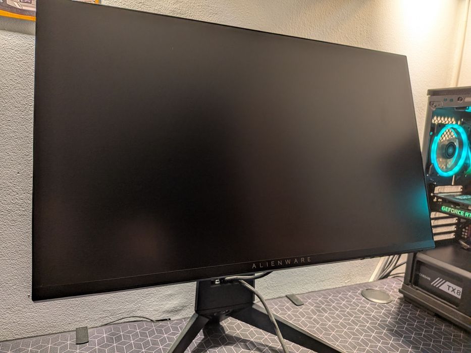 Monitor Gaming Alienware AW2518HF 24.5" | 240Hz | 1ms | Full HD