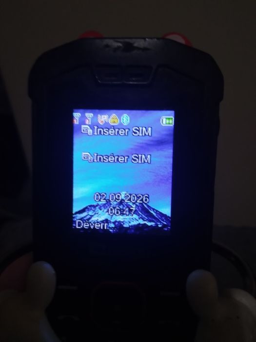 Telefon clasic cu butoane