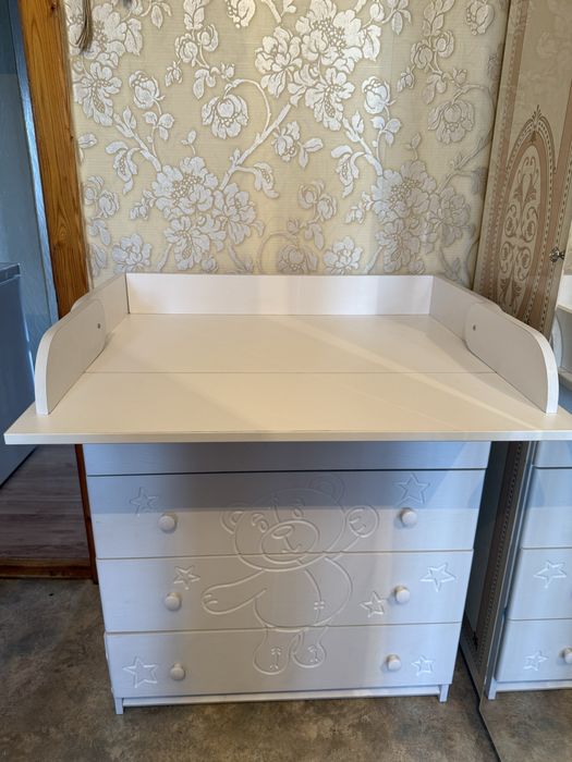 Продам пеленальный комод