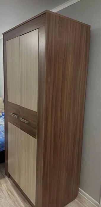 Продается шкаф .