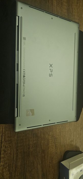 Продаеться ноутбук  Dell xps 9315 .