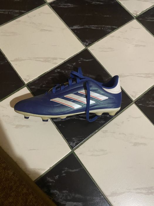 Футболни обувки Adidas