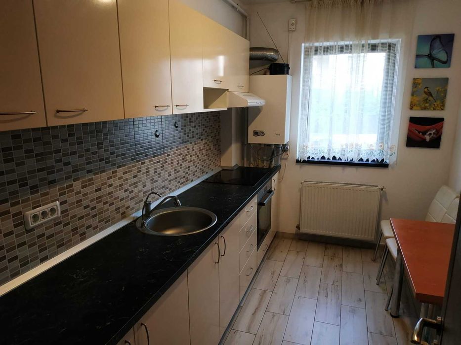 Închiriere apartament 2 camere cu loc parcare propriu