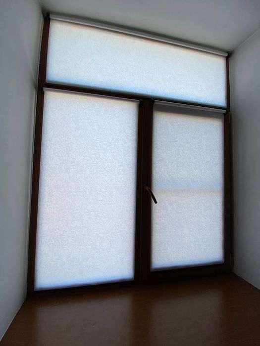 Жалюзи, ролл шторы.