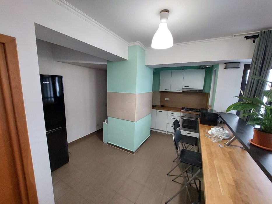 Proprietar închiriez garsonieră/studio -64 mp, Baba Novac 19A,bl.Belvedere. Dristor- Titan
