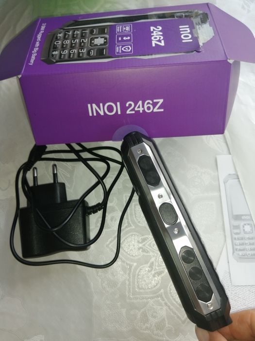 Телефон новый с гарантии