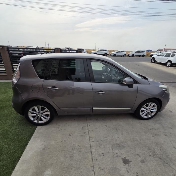 RENAULT Scenic 2013 — imagine 4
