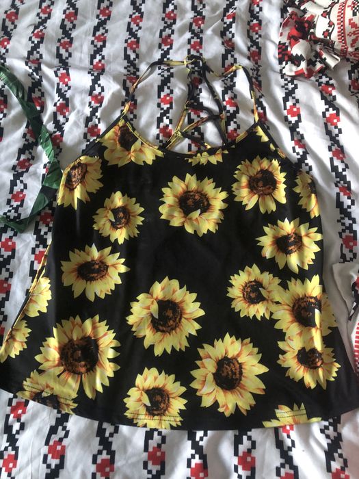 Bluza de vara cu floarea soarelui