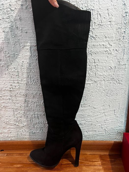 Продам ботфорты в хорошем состоянии.