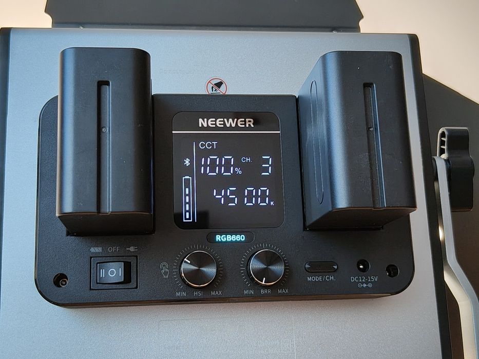 Професионално LED RGB осветление neewer 660