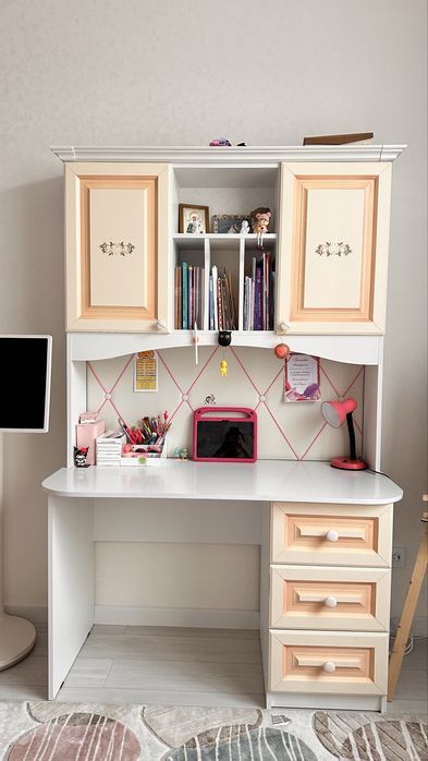 Продам детскую мебель