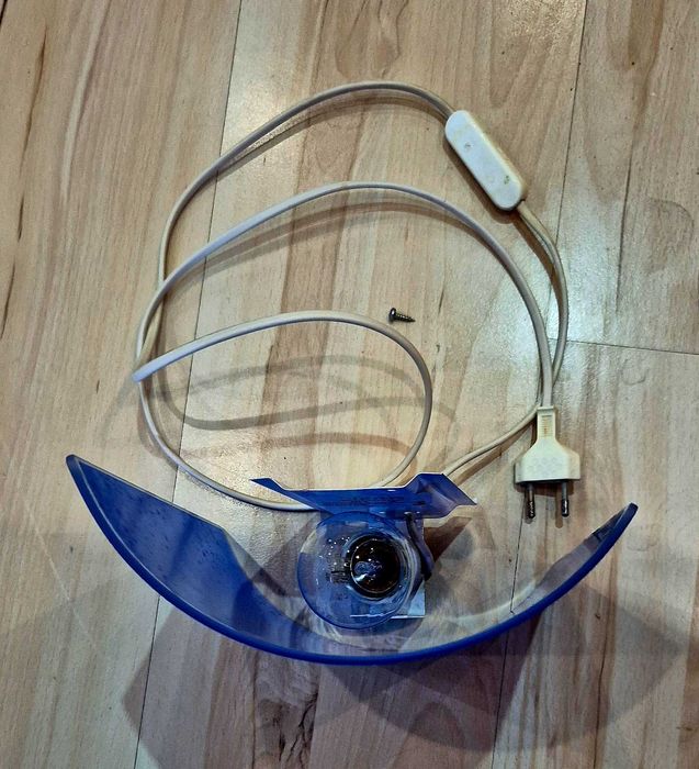 Стенна лампа, синя, с обикновена фасонка Е27
