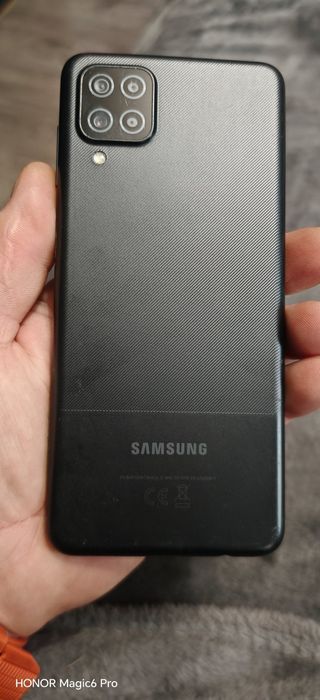 Samsung      A12