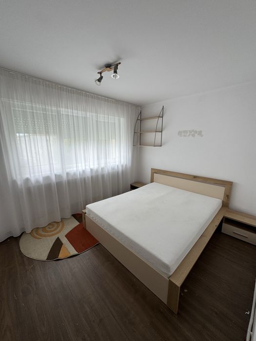 Apartament de inchiriat