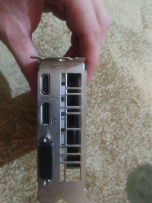 Видеокарты MSI GeForce GTX 1650 D6 VENTUS XS OC 4GB