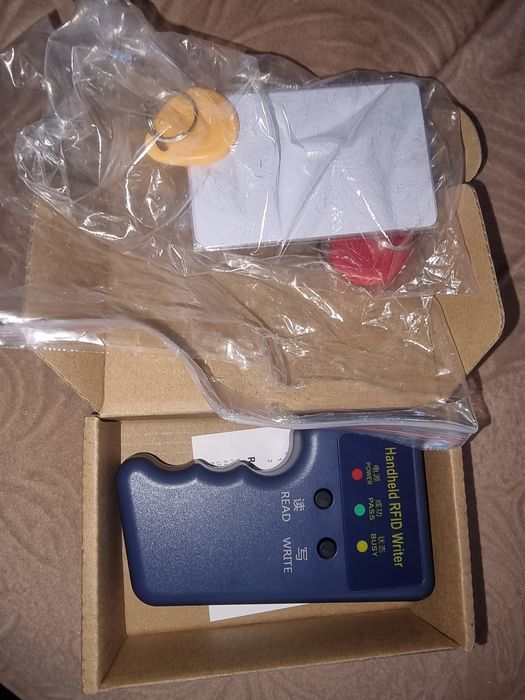 Aparat copiat cartele interfon + 10 taguri