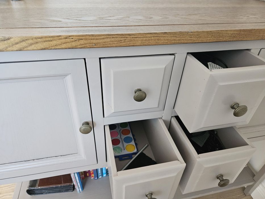 Comodă  lemn  masiv