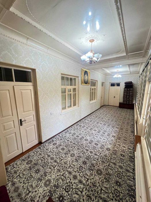 Келесда срочно хамма шароитлари бор тайёр уй сотилади!