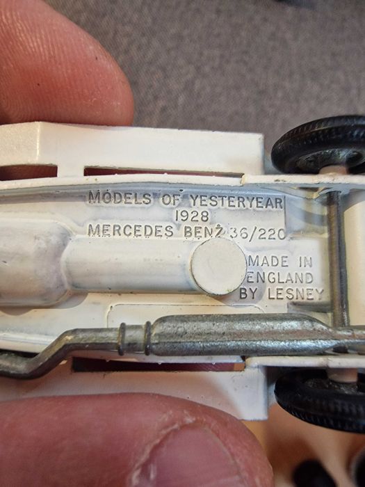 Метални колички произведени в Англия