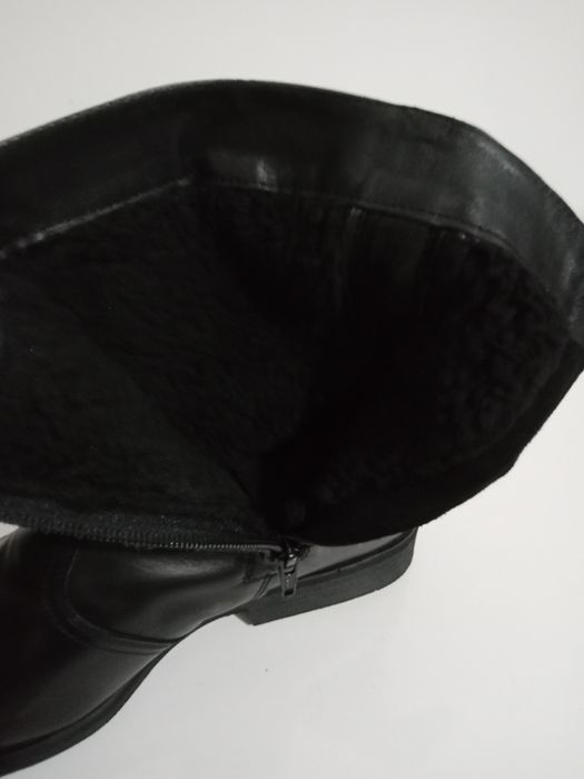 Vând cizme (militare) de piele,barbatesti,noi,Nr 45 preț 200 lei