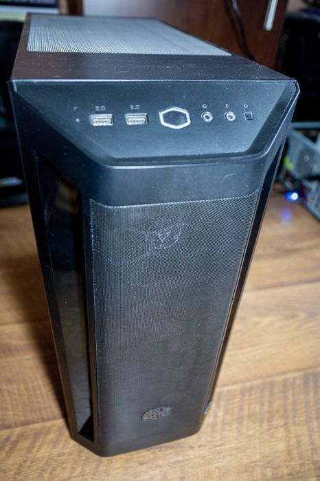 Геймърска компютърна конфигурация (AMD Ryzen 3700X, 16GB DDR4, NVME)