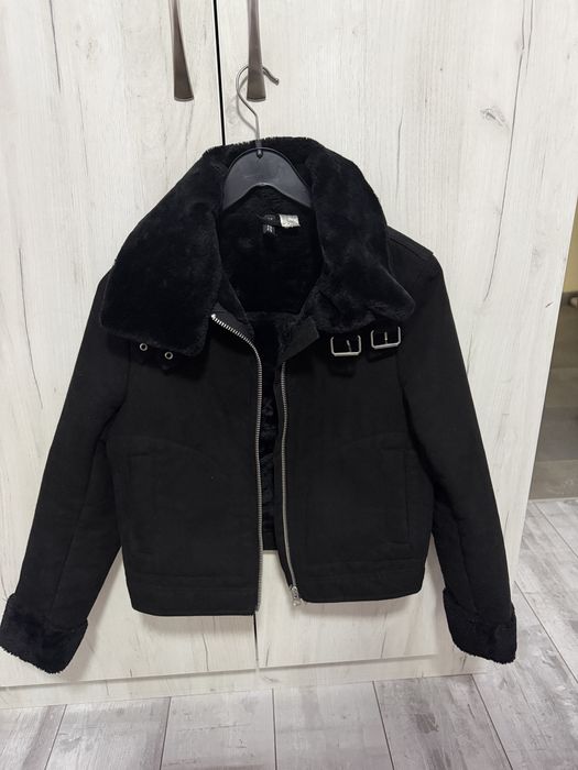 Черно яке с пух HM
