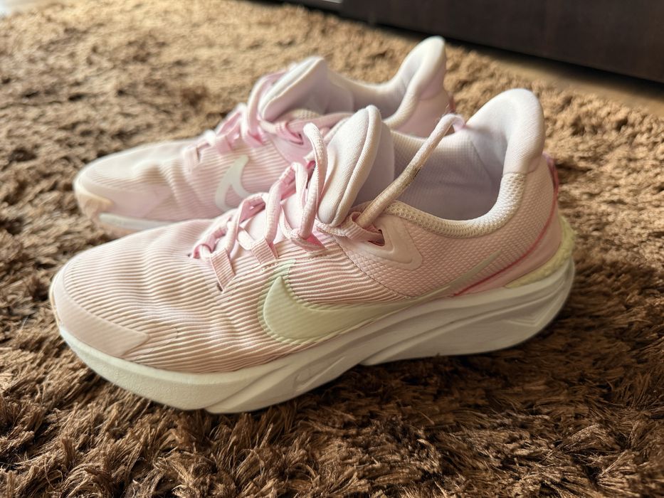 Nike маратонки