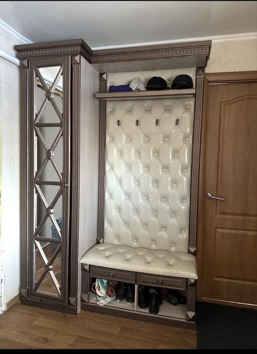 Продам шкаф прихожка