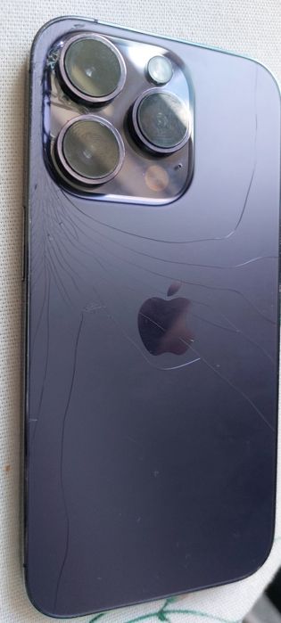 Продам IPhone 14 Pro