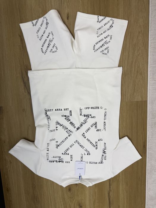 Compleu Off-White nou