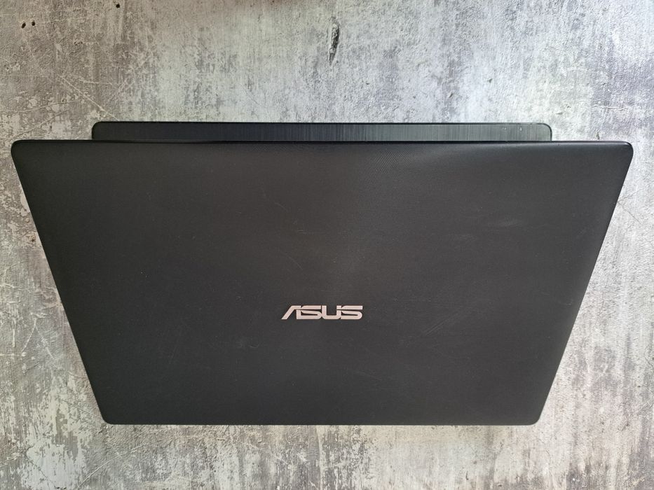 Продам ультрабук ASUS X553M (идеал)