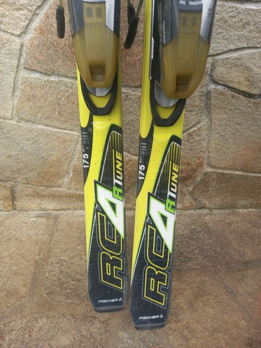 Ски FISCHER RC-R 175 см.