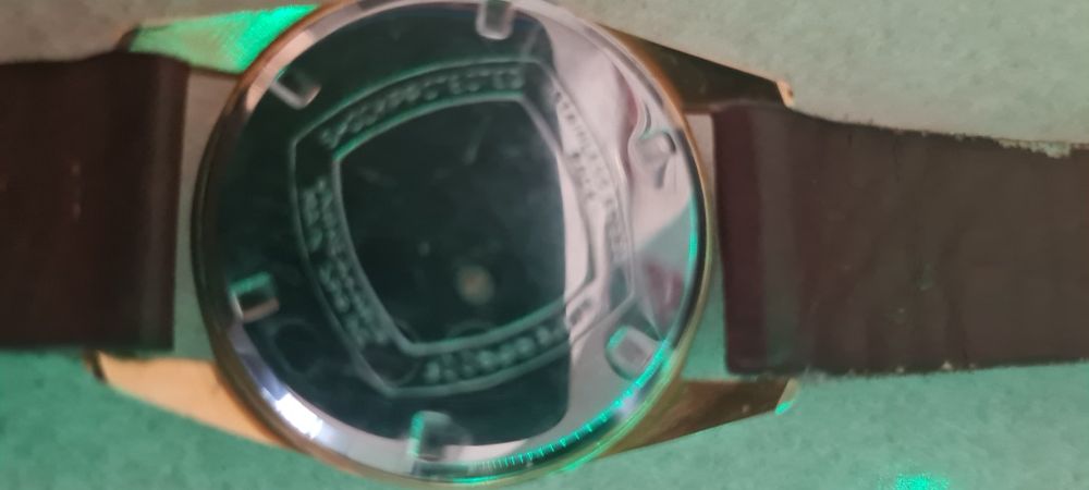 Vând ceas mecanic DOGMA ANCRE